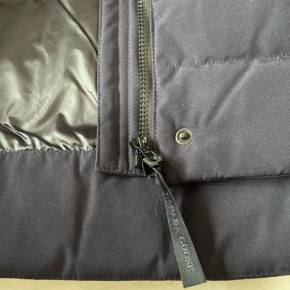 {Canada Goose} Freestyle Vest in Navy - Picture 5 of 10